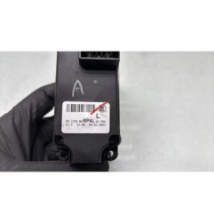 Interrupteur de leve vitre avant gauche MAZDA 3 1