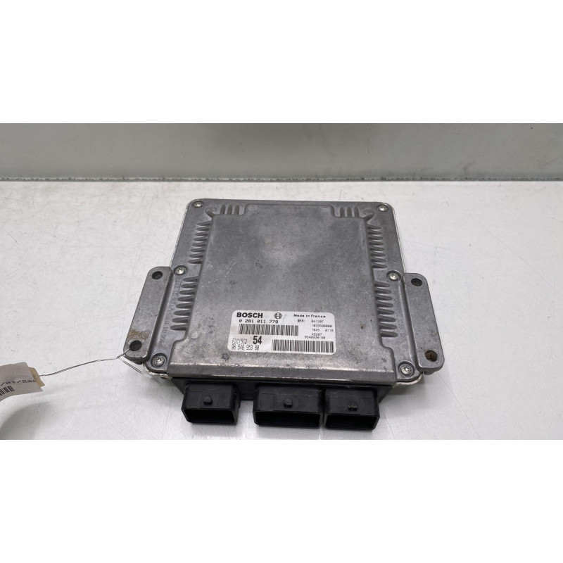 Calculateur moteur CITROEN C8 Photo n°1