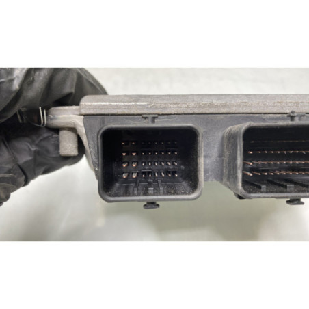 Calculateur moteur CITROEN C8