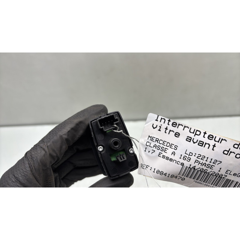 Interrupteur de leve vitre avant droit MERCEDES CLASSE A 169 Photo n°3