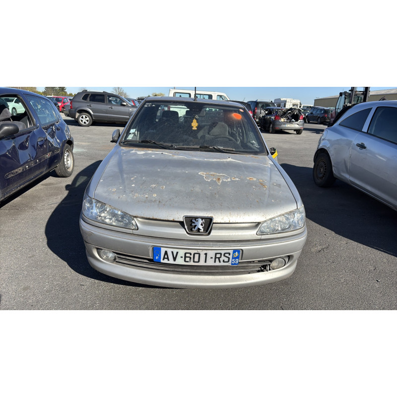 Vitre arriere gauche PEUGEOT 306 Photo n°12