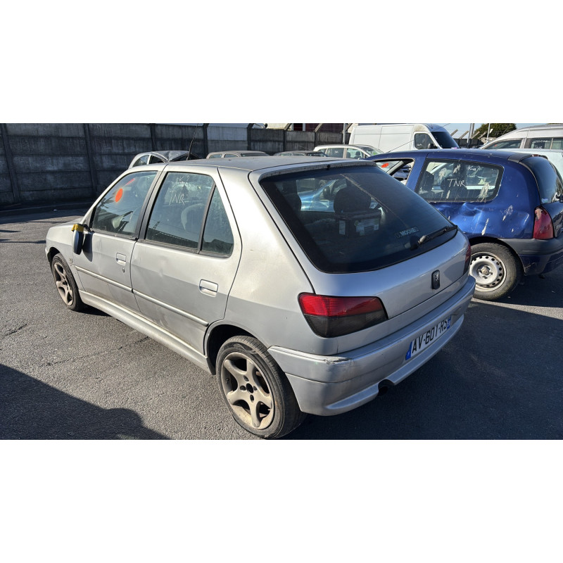 Serrure de coffre PEUGEOT 306 Photo n°7