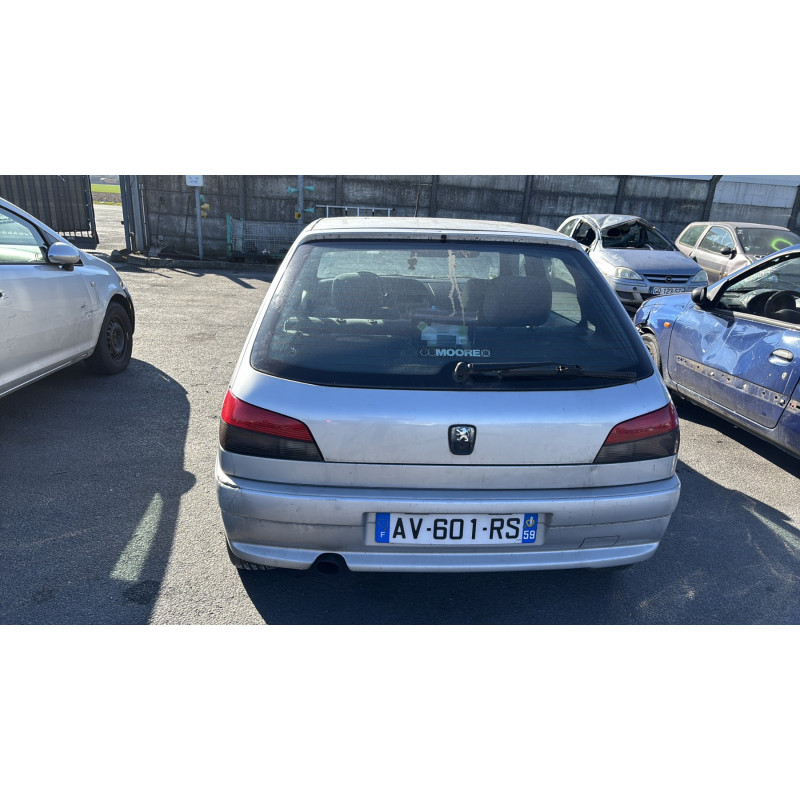 Serrure de coffre PEUGEOT 306 Photo n°8