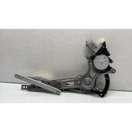 Leve vitre electrique avant gauche HYUNDAI I 20 1 Photo n°1