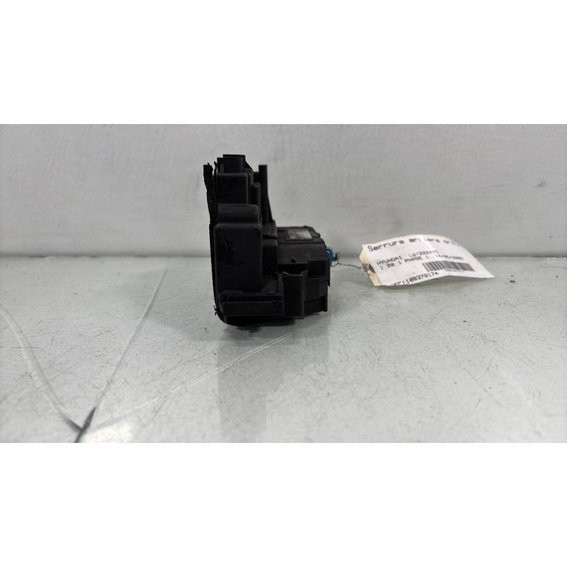 Serrure arriere droit HYUNDAI I 20 1 Photo n°2