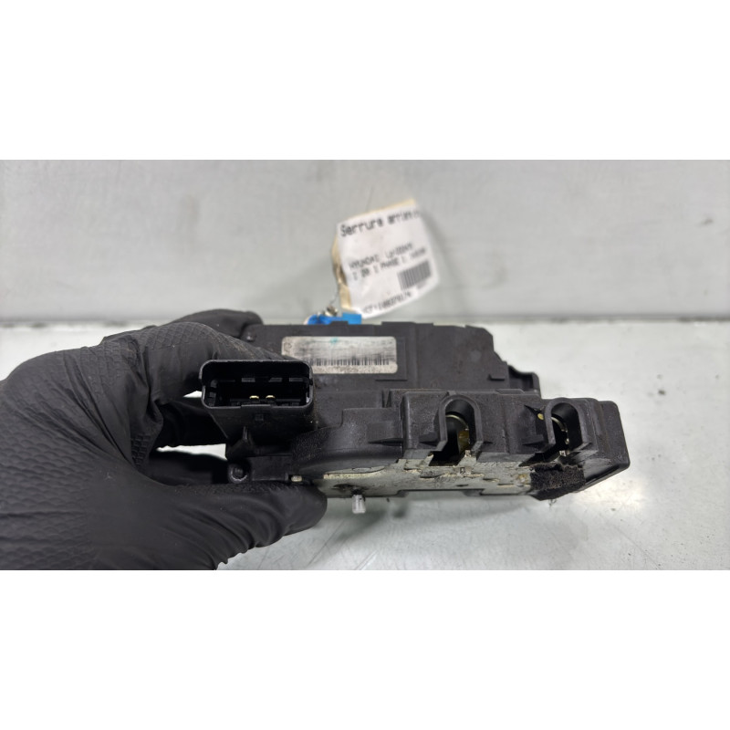 Serrure arriere droit HYUNDAI I 20 1 Photo n°4