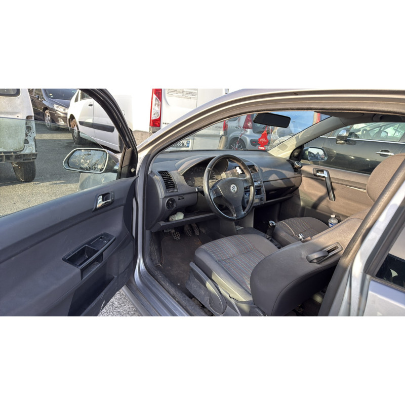 Vitre avant gauche VOLKSWAGEN POLO 4 Photo n°13