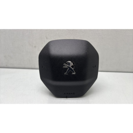 Air bag conducteur PEUGEOT 2008 2 Photo n°1