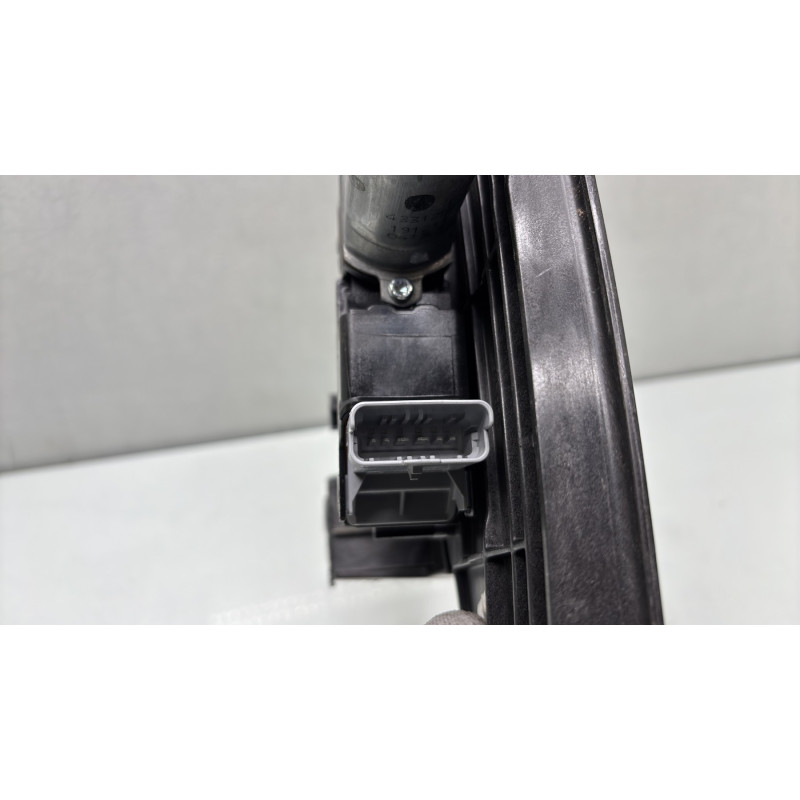 Leve vitre electrique arriere droit PEUGEOT 2008 2 Photo n°5