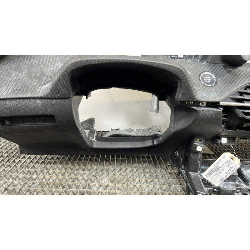 Planche de bord complete PEUGEOT 2008 2 Photo n°8