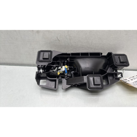 Poignee interieur arriere droit PEUGEOT 2008 2