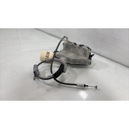 Serrure arriere droit PEUGEOT 2008 2