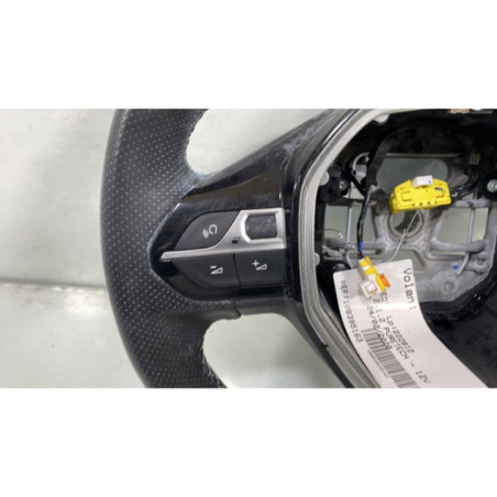 Volant PEUGEOT 2008 2