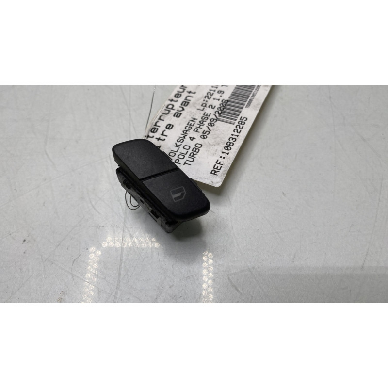 Interrupteur de leve vitre avant droit VOLKSWAGEN POLO 4 Photo n°1