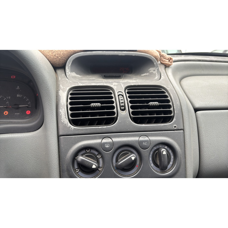 Neiman RENAULT LAGUNA 1 Photo n°20