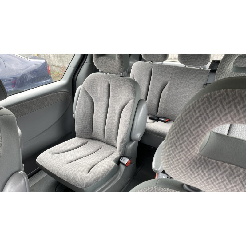 Traverse superieure CHRYSLER VOYAGER 4 Photo n°36