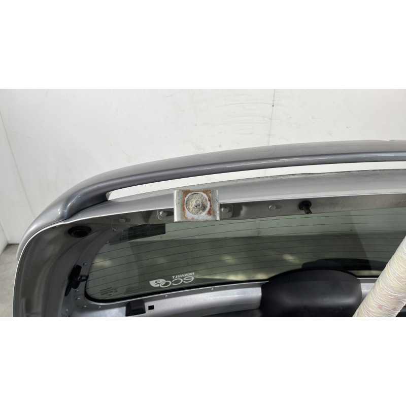 Malle/Hayon arriere RENAULT TWINGO 2 Photo n°8
