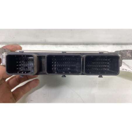 Calculateur moteur RENAULT TWINGO 2