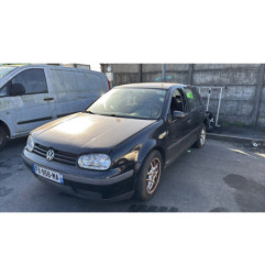 Pare choc arriere VOLKSWAGEN GOLF 4