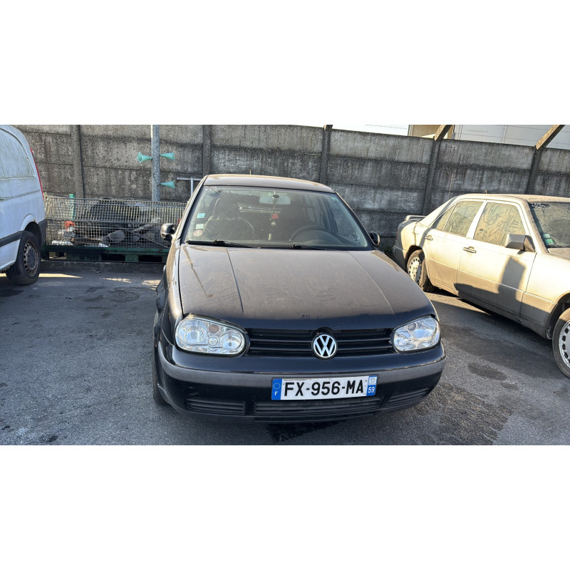 Pare choc arriere VOLKSWAGEN GOLF 4 Photo n°14