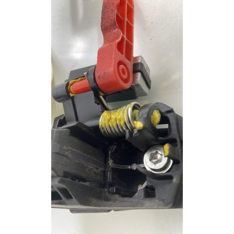 Poignee porte arriere droit TOYOTA YARIS 2 Photo n°3
