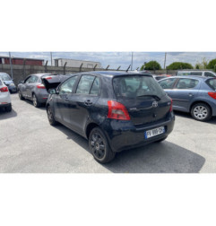 Poignee porte avant droit TOYOTA YARIS 2