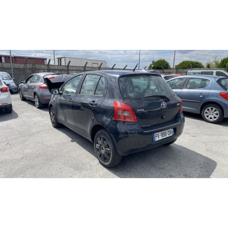 Poignee porte avant droit TOYOTA YARIS 2 Photo n°7