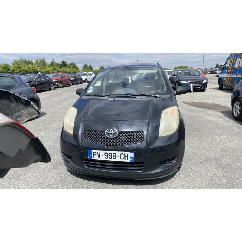 Poignee porte avant droit TOYOTA YARIS 2 Photo n°9