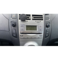 Poignee porte avant droit TOYOTA YARIS 2