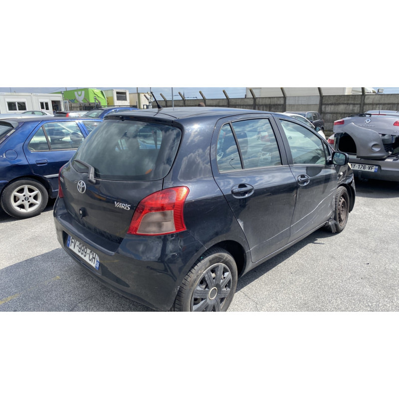 Poignee porte avant droit TOYOTA YARIS 2 Photo n°17