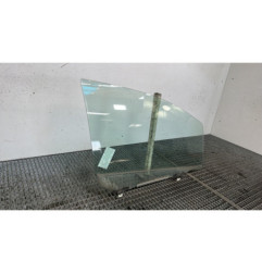 Vitre avant droit TOYOTA YARIS 2
