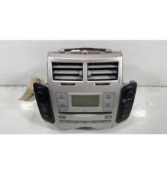 Autoradio d'origine TOYOTA YARIS 2 Photo n°1