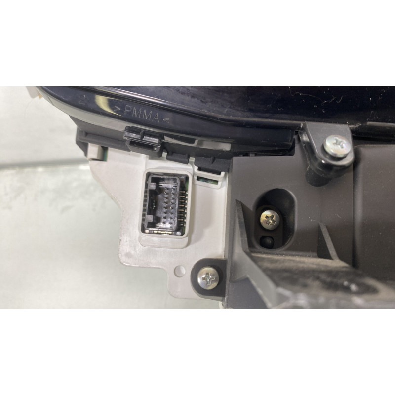 Compteur TOYOTA YARIS 2 Photo n°3