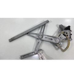 Leve vitre electrique avant droit TOYOTA YARIS 2