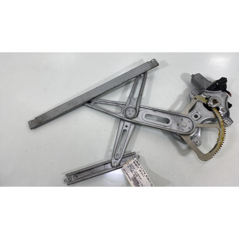 Leve vitre electrique avant droit TOYOTA YARIS 2 Photo n°5