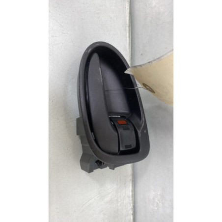 Poignee interieur arriere droit TOYOTA YARIS 2 Photo n°1