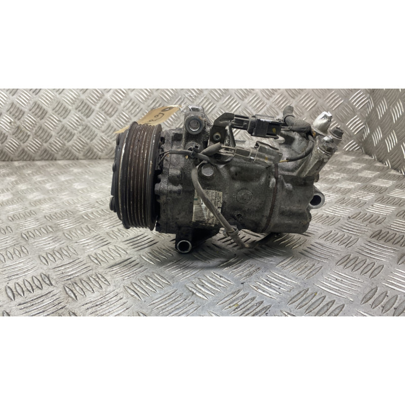 Compresseur clim RENAULT CLIO 5 Photo n°2