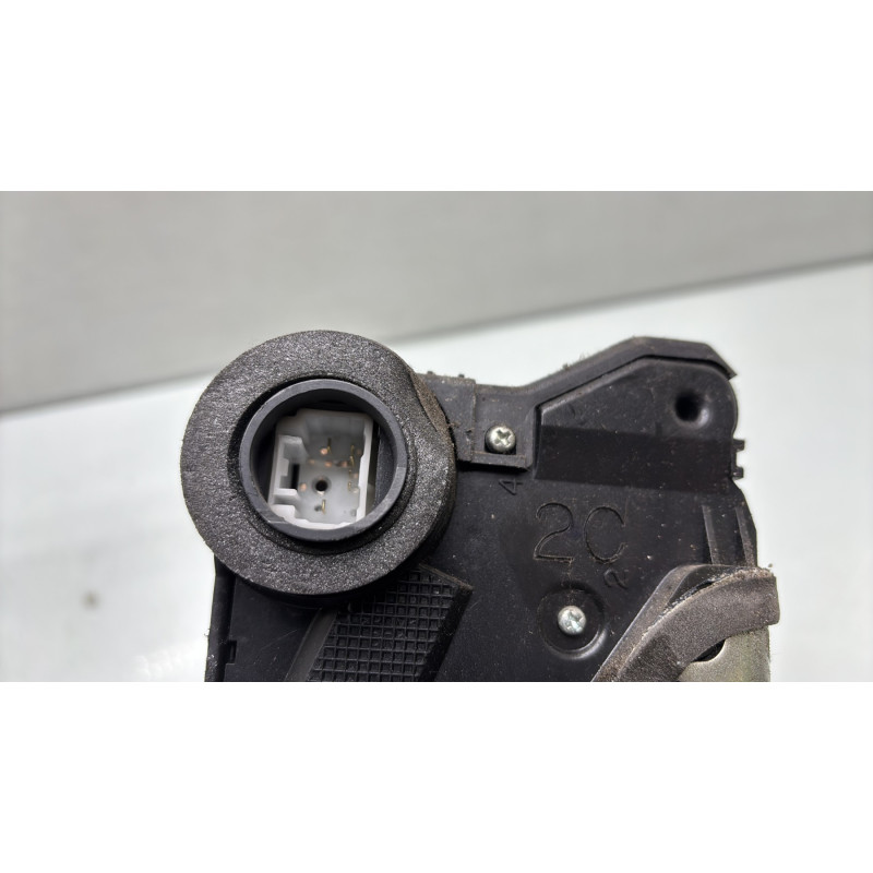 Serrure avant droit TOYOTA YARIS 2 Photo n°5