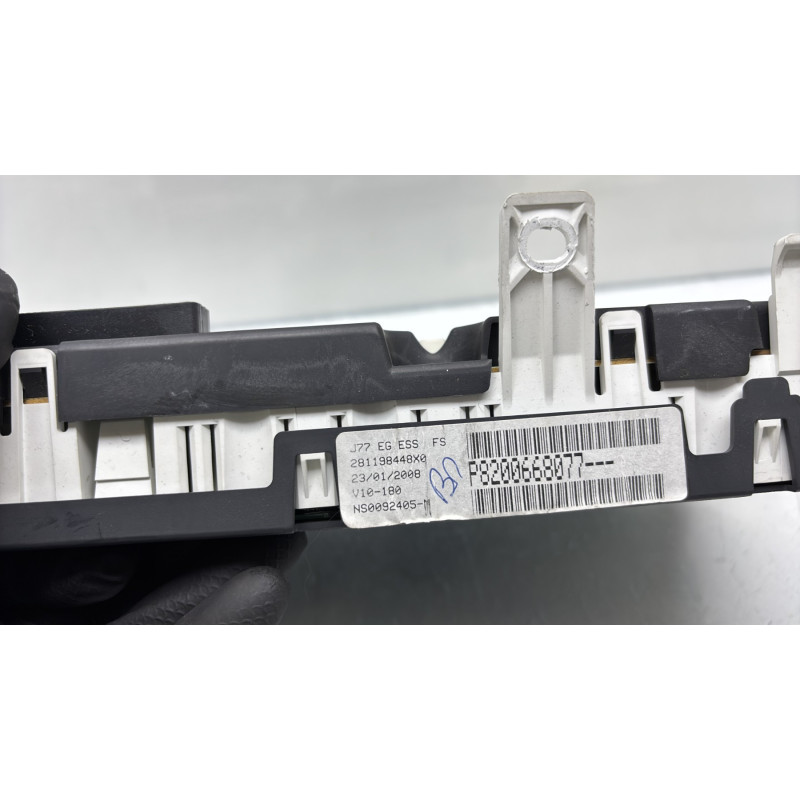 Compteur RENAULT GRAND MODUS Photo n°4