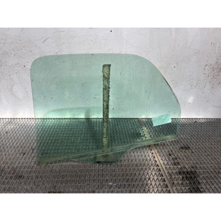 Vitre arriere droit CITROEN XSARA PICASSO Photo n°1