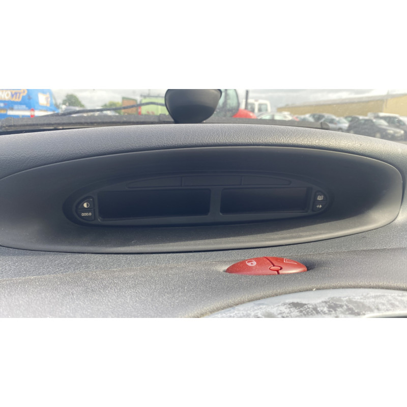 Vitre arriere droit CITROEN XSARA PICASSO Photo n°20