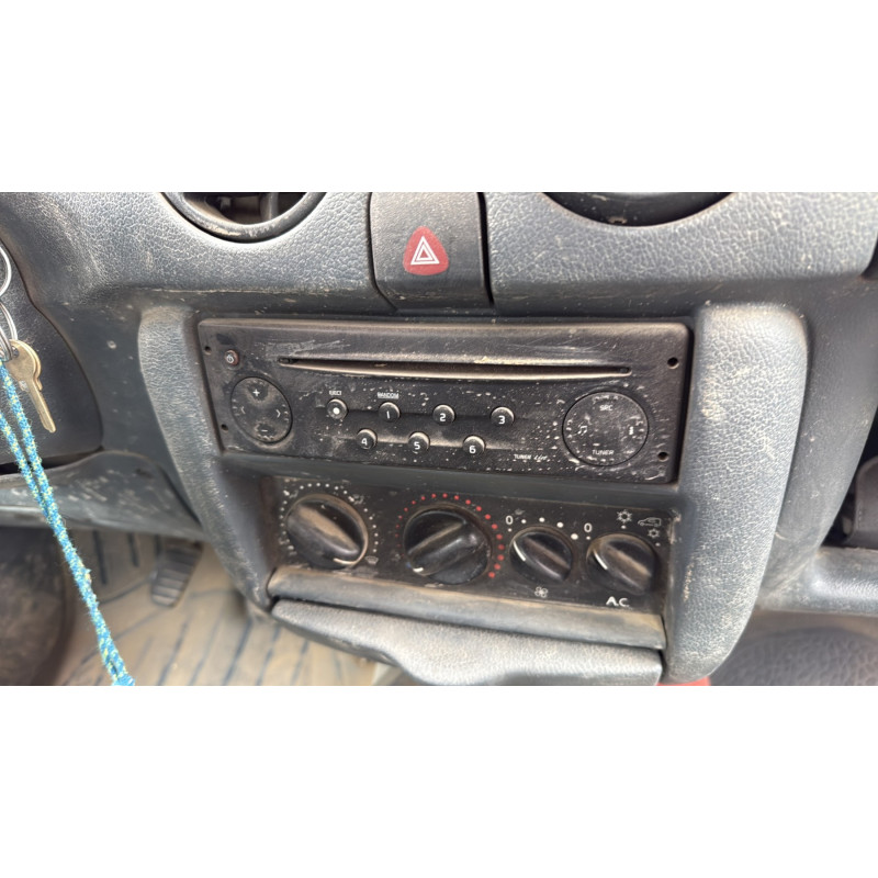 Interrupteur de leve vitre avant gauche RENAULT KANGOO 1 Photo n°18