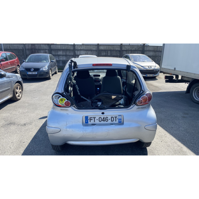 Serrure avant gauche TOYOTA AYGO 1 Photo n°9