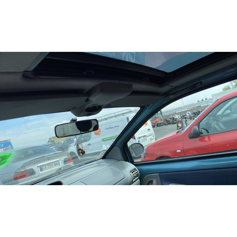 Poignee interieur avant droit RENAULT TWINGO 1 Photo n°17