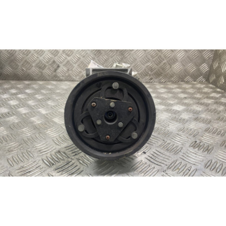 Compresseur clim RENAULT FLUENCE Photo n°1