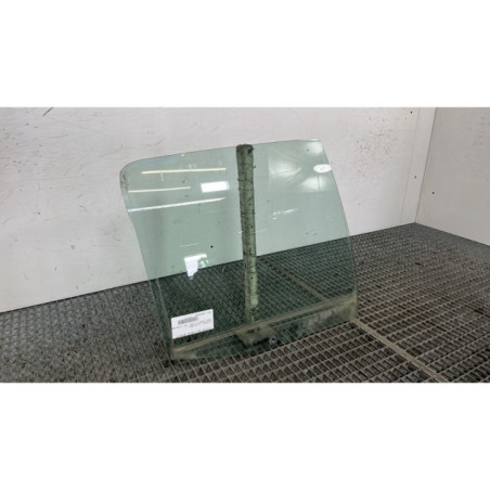 Vitre arriere droit CITROEN SAXO
