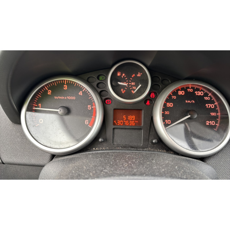 Bouton de coffre PEUGEOT 207 Photo n°20