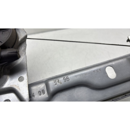 Leve vitre electrique avant droit PEUGEOT 207