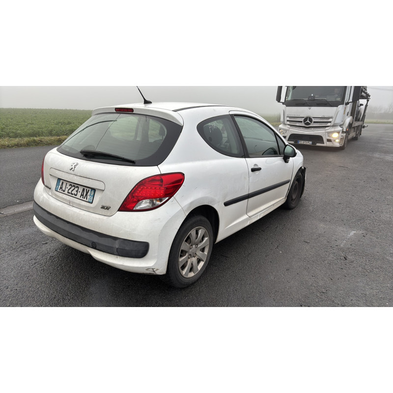 Vitre avant gauche PEUGEOT 207 Photo n°7