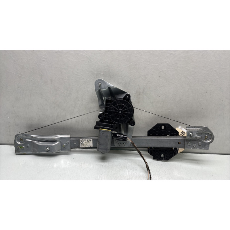 Leve vitre electrique avant gauche DACIA SANDERO 2 Photo n°4